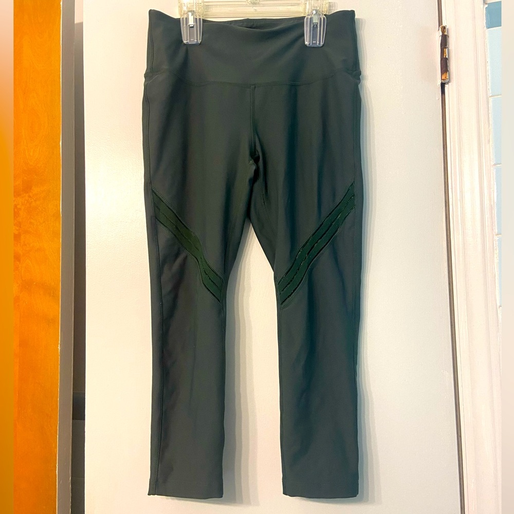 Avia Capri Length Leggings